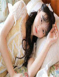 铃原爱蜜莉灰毛衣